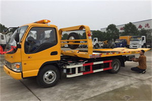 新蔡哪里有拖车服务