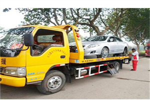 新蔡附近24小时汽车拖车服务热线